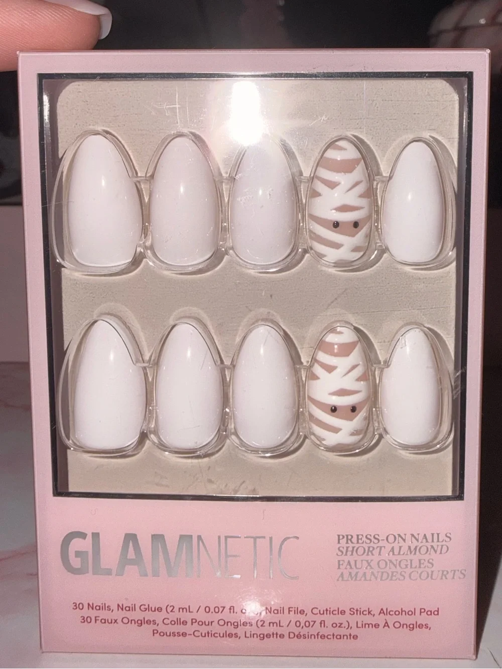 Glamnetic “Wrapped Up” Short Almond Press-On Nails